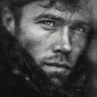 J’aime ma copine mais je veux aller voir ailleurs : comment gérer ce dilemme ?